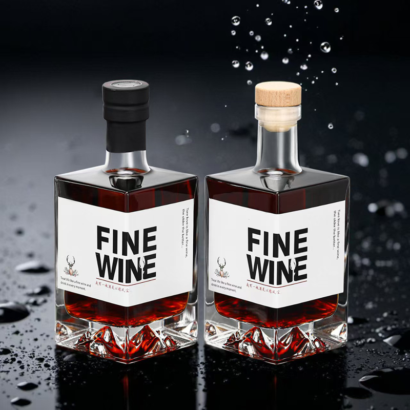 方款威士忌酒瓶1 Square whiskey bottle (5)