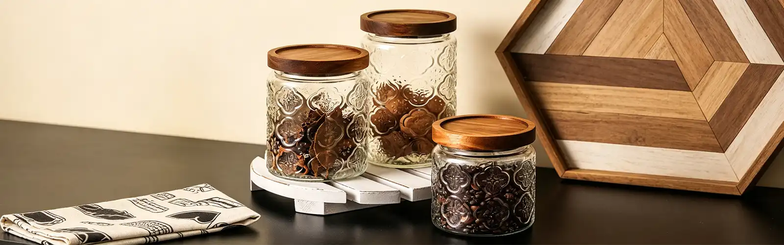 Nordic style glass jar Nordic style glass jar
