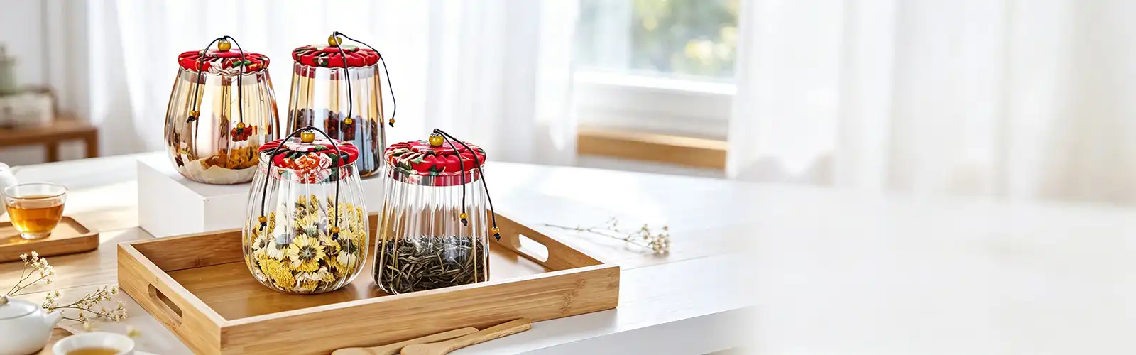 Glass jar with cloth lid for multi-grain storage