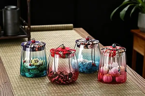 Do cloth lid glass jars keep grains fresh?